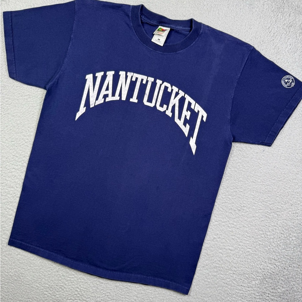 Vintage y2k Nantucket Massachusetts T-shirt